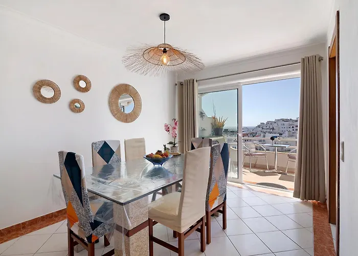 Bellavista Piscine Apartment Albufeira