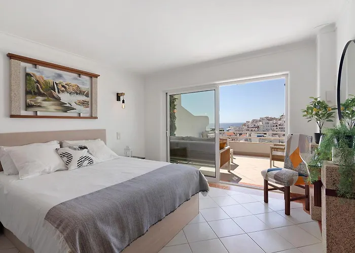 Apartment Bellavista Piscine *