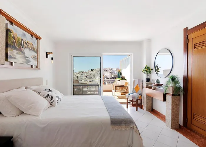 Apartment Bellavista Piscine *