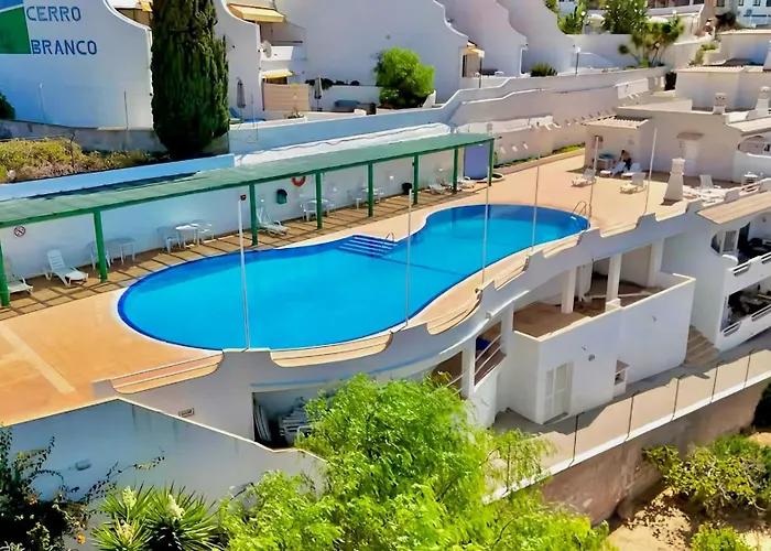 Bellavista Piscine Apartment